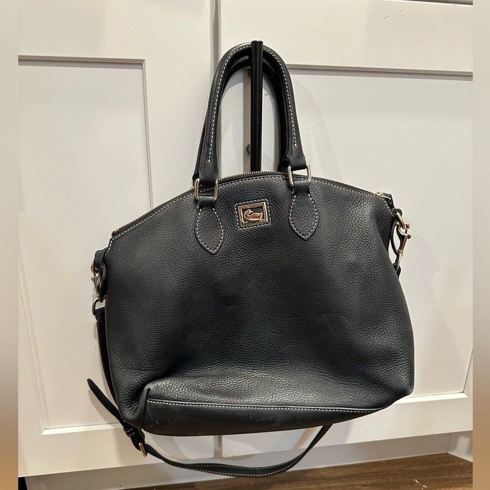 Dooney & Bourke bag